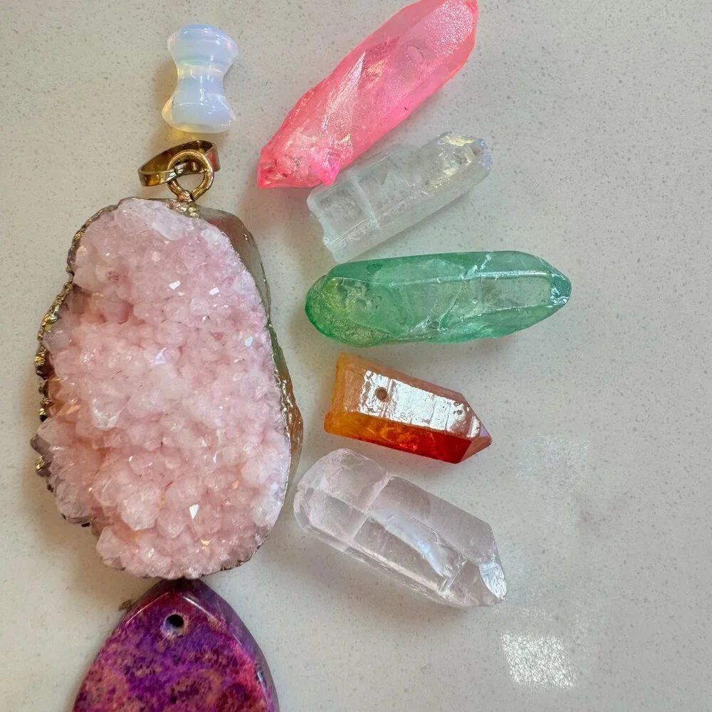 Crystal Druzy and Gemstone Pendant Lot with Moonstone and Amethyst - Picture 10 of 16